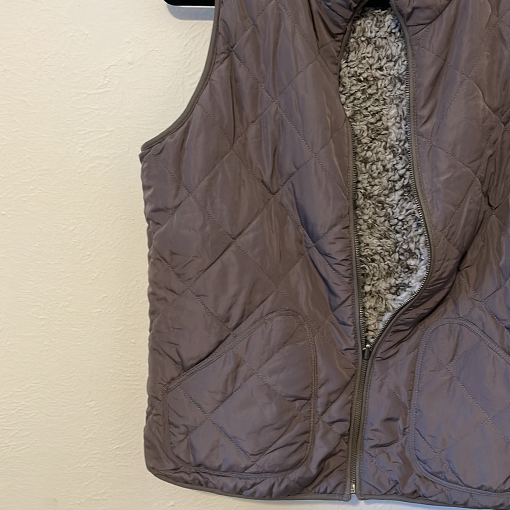Maurice’s Vest - L - Picture 6 of 7